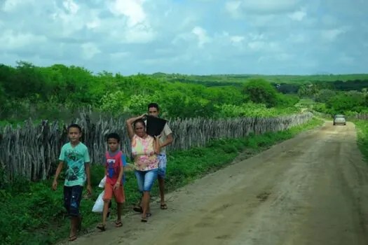 Acompanhamento de famílias para fomento rural é regulamentado