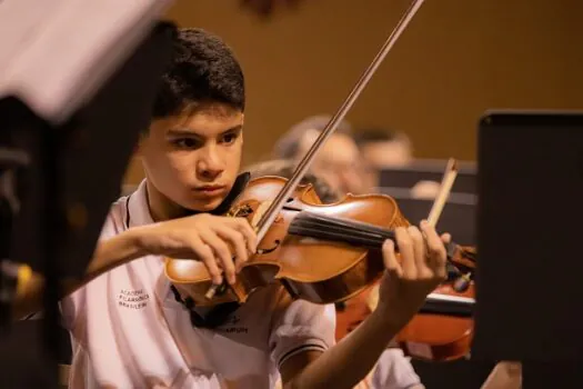 Estreia do Musicarium: Teatro B32, em São Paulo, recebe Orquestra Jovem