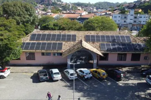 Ribeirão Pires avança em sustentabilidade com instalação de placas solares