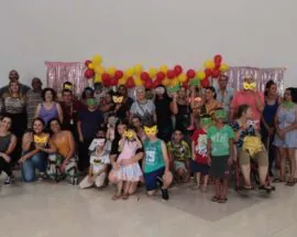 Título do post: PrCarnaval leva solidariedade e folia aos CRAS Quarta Diviso e Ouro Fino