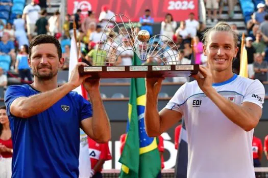 Rafael Matos vence nas duplas e se torna 1º brasileiro campeão do Rio Open