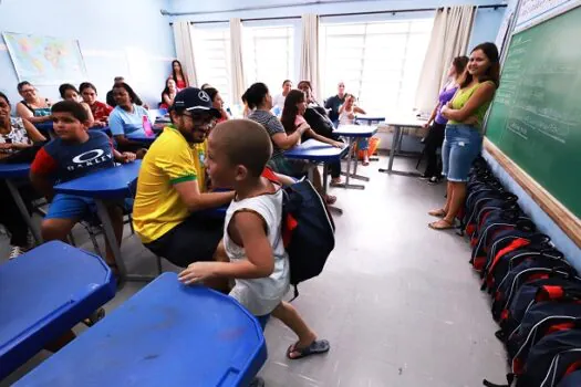 Reunião com famílias marca o início da volta às aulas em Diadema