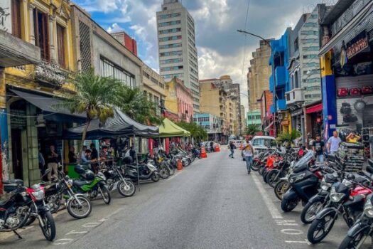 ‘Rua das motos’ ficará 4 meses em obras em meio a planos de reforma do centro de SP