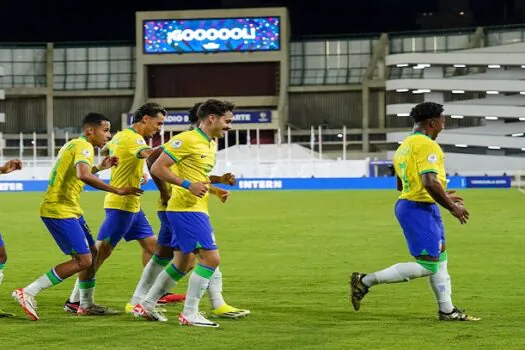 Seleção brasileira corta Kaiki Bruno e Michel do Pré-Olímpico por causa de lesões musculares