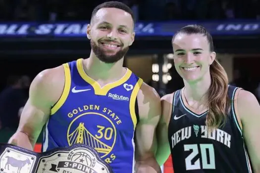 Curry supera Sabrina Ionescu e vence desafio inédito de arremessos de três pontos da NBA