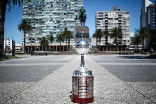 Libertadores tem premiação bilionária e domínio de clubes brasileiros; veja valores e jogos