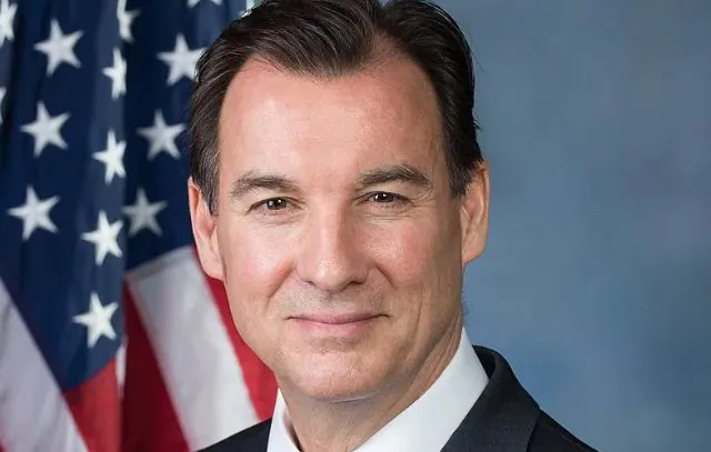 tom-suozzi