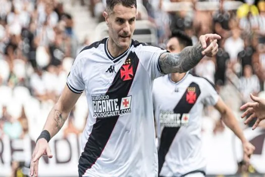 De olho na classificação antecipada no Carioca, Vasco encara Volta Redonda em Cariacica