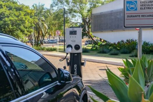 BNDES apoia Volkswagen em pesquisa e desenvolvimento de veículos híbridos e elétricos