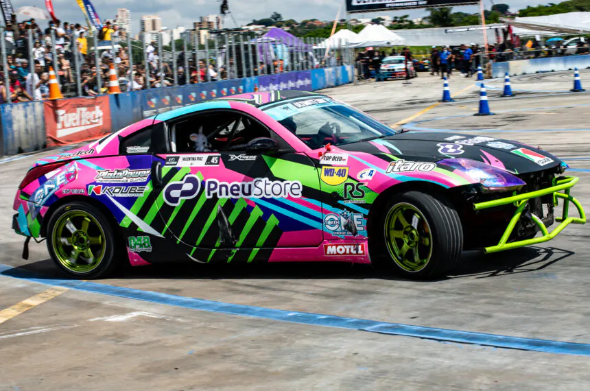 Valentina Piaz ficou em quarto lugar no Ultimate Drift São Paulo