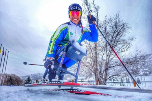 Aline Rocha, a primeira brasileira a disputar os jogos paralímpicos de inverno, agora quer novas conquistas