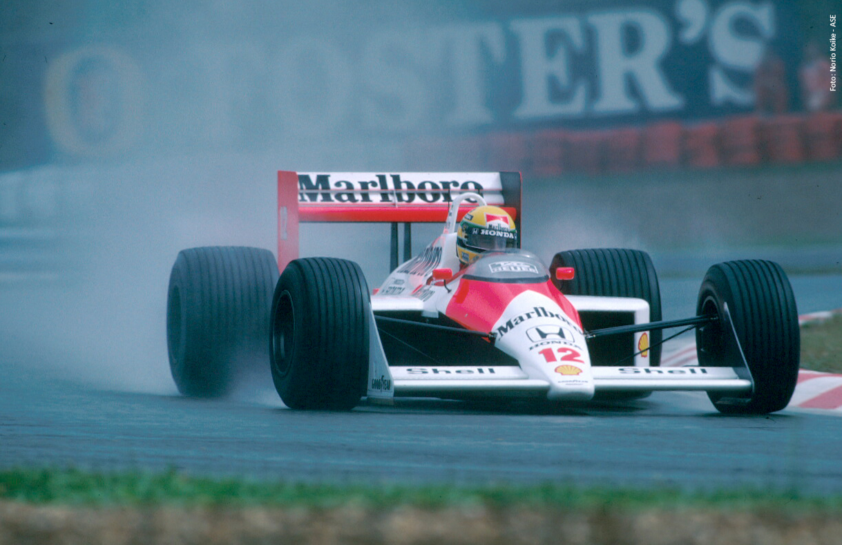 Ayrton_Senna_in_1988