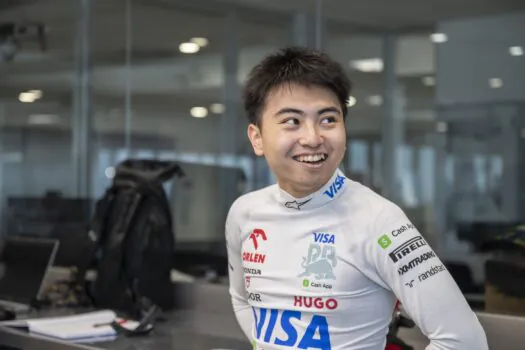 RB vai usar jovem promessa no 1º treino da F1 em Suzuka e terá dois pilotos japoneses na pista