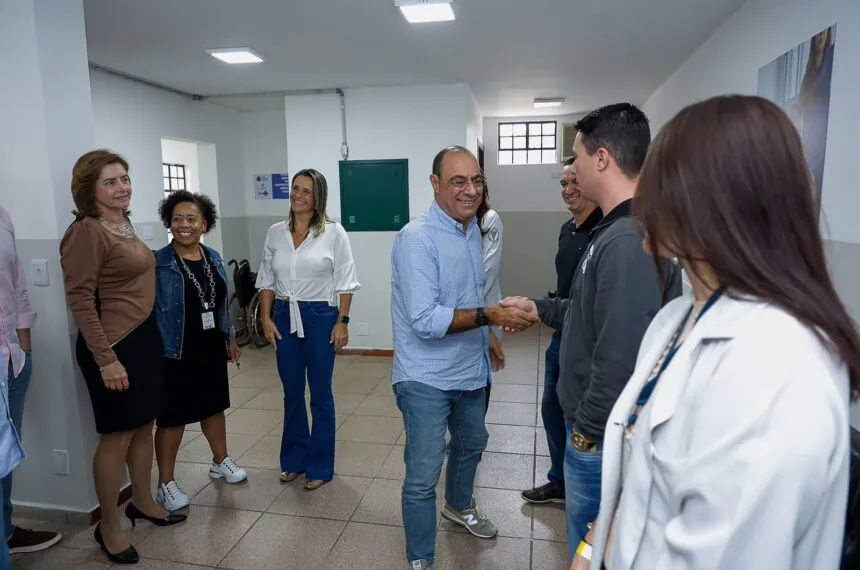 Prefeito José Auricchio Júnior na entrega do Centro Municipal de Fisioterapia e Reabilitação