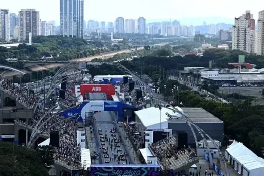 Torcida do Corinthians é aposta da Fórmula E para lotar Sambódromo do Anhembi