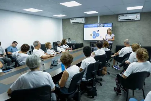 CGE de Portas Abertas recebe visita de alunos da UniMais