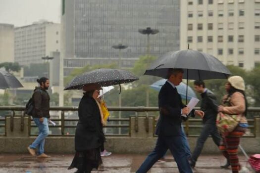 SP deve ter nesta quarta (23) o dia mais chuvoso da semana