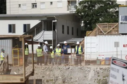 Chuvas alagam obras do metrô em área com sítio arqueológico em SP