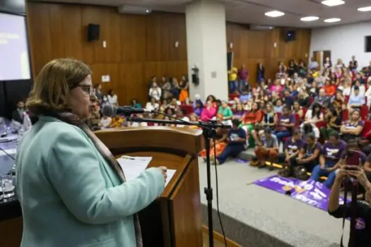 Programa quer incluir mulheres no mercado de trabalho de TI e ciência