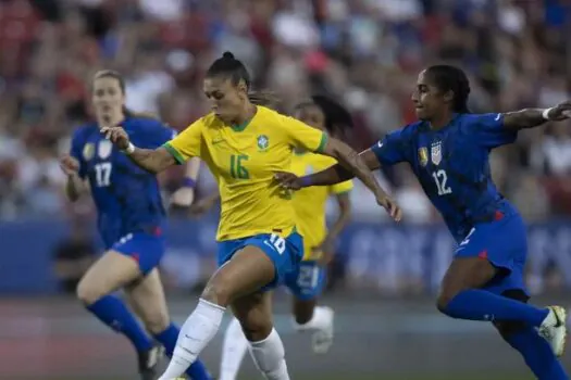 Brasil e EUA disputam final da primeira edição da Copa Ouro feminina