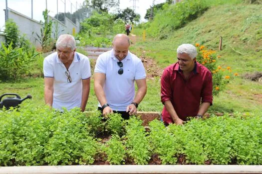 Diadema recebe visita de gerente da CEAGESP de Bauru