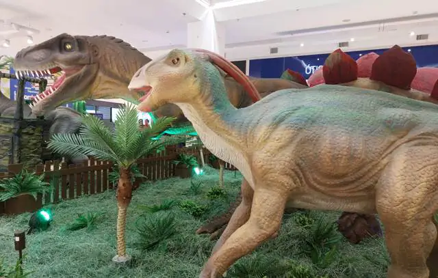 dinossauro-no-atrium