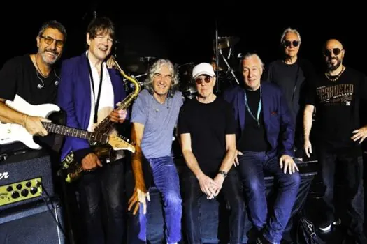 Dire Straits Legacy faz show inédito em Santos em maio