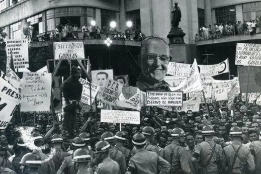 Evento na ABI relembra os 60 anos do Comício da Central e do Golpe de 1964 com exposição