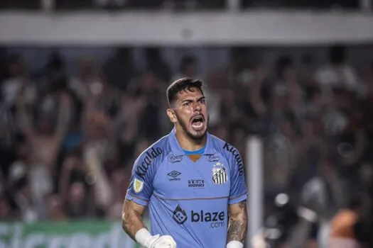 João Paulo salva o Santos diante da Portuguesa e time avança à semifinal do Paulistão