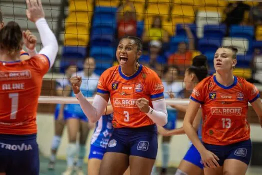 Recife Vôlei, Abel Moda Vôlei/Brusque e Curitiba Vôlei estão nas semifinais da Superliga B Bet7k feminina