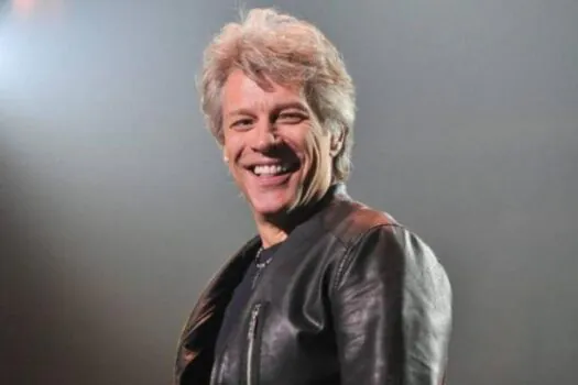 Jon Bon Jovi revela incerteza sobre voltar a realizar turnês após cirurgia