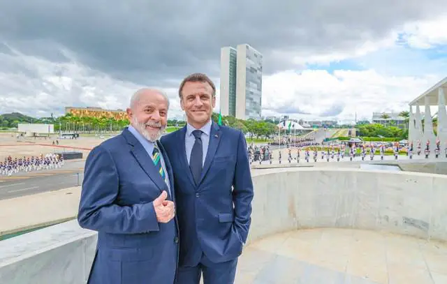 lula-macron-brasilia