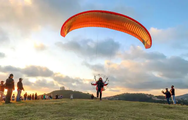 paramotor