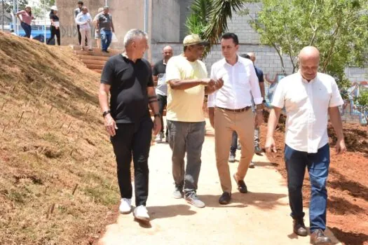 Jardim Santo Antônio terá praça de esportes com campo modernizado