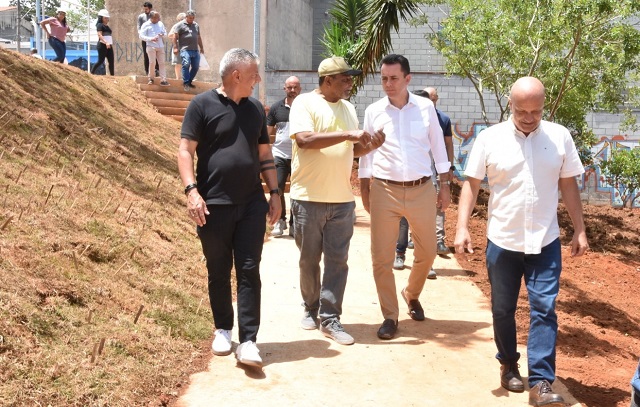 Jardim Santo Antônio terá praça de esportes com campo modernizado