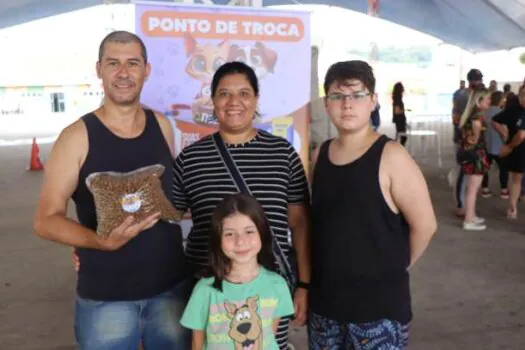 Edição de estreia do ‘Tigela Cheia’ teve 200 Kg em troca de garrafas plásticas por ração