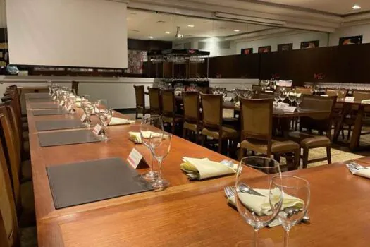 Restaurantes apostam no cardápio à base peixe na Semana Santa e no feriado da Páscoa