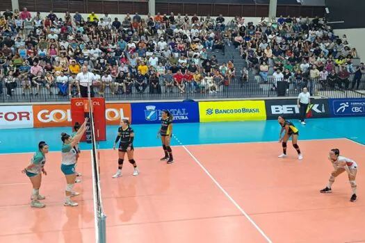 Curitiba Vôlei recebe o Renasce Sorocaba em confronto direto pelos playoffs da Superliga B Bet7k feminina