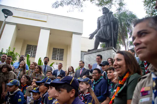 Paulo Serra participa de sua última homenagem a João Ramalho como prefeito