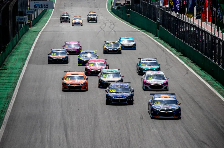 Stock Series teve sua primeira largada da temporada neste fim de semana em Interlagos