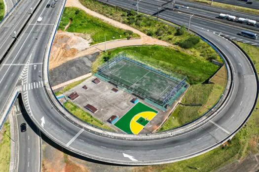 Orlando Morando entrega Arena Parque de Esportes do DER revitalizada