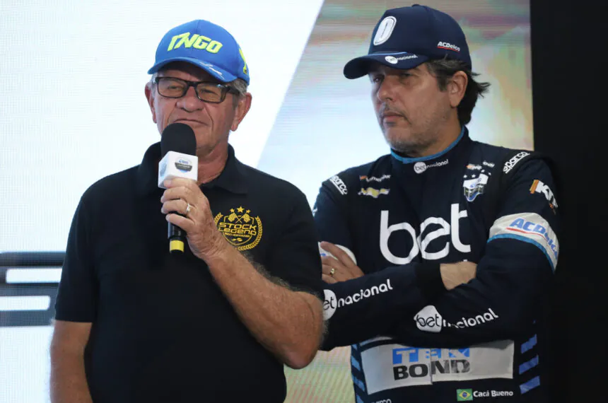 Ingo Hoffman e Cacá Bueno no anúncio da entrada da Mitsubishi na Stock Car