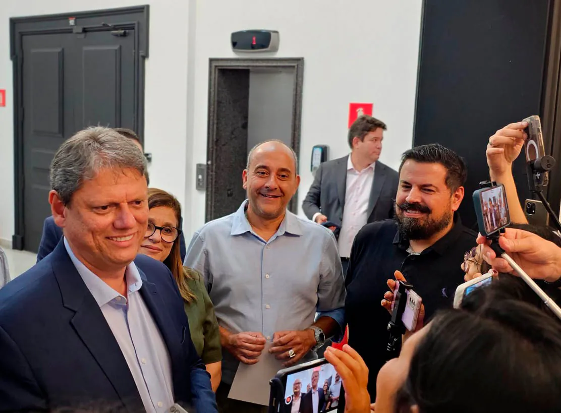 Reuniao-Consorcio-Grande-ABC–Guto-Volpi-Tarcisio-de-Freitas