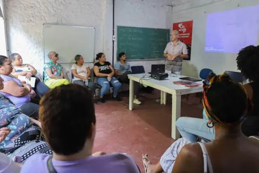 Formação de artesãos explora história de Diadema