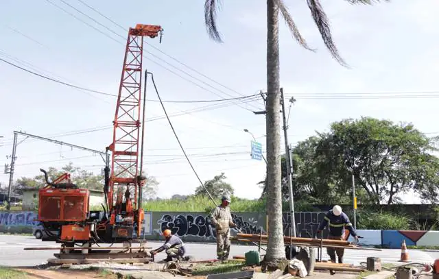 Ribeirão Pires efetua sondagem de solo na Avenida Capitão José Gallo