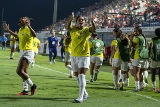 Seleção feminina goleia Paraguai e fatura penta em Sul-Americano Sub17