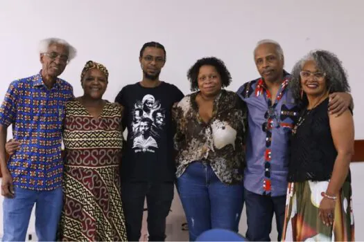 Série ‘Cadernos Negros’ completa 45 anos com festa cultural na Avenida Paulista