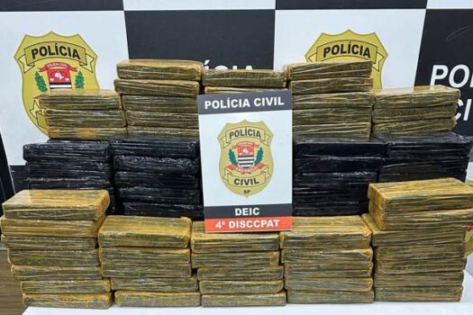 Deic descobre esquema de distribuição de cocaína em transportadora da Grande SP