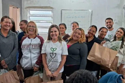 Alimentos cultivados em projeto sustentável são entregues a famílias no Montanhão, em São Bernardo