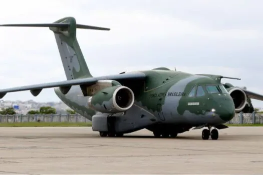 FAB diz estar de prontidão para resgatar brasileiros no Oriente Médio